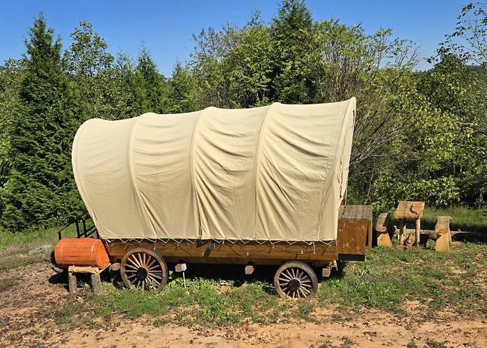Covered Wagons Hill Camp - Wagon 4