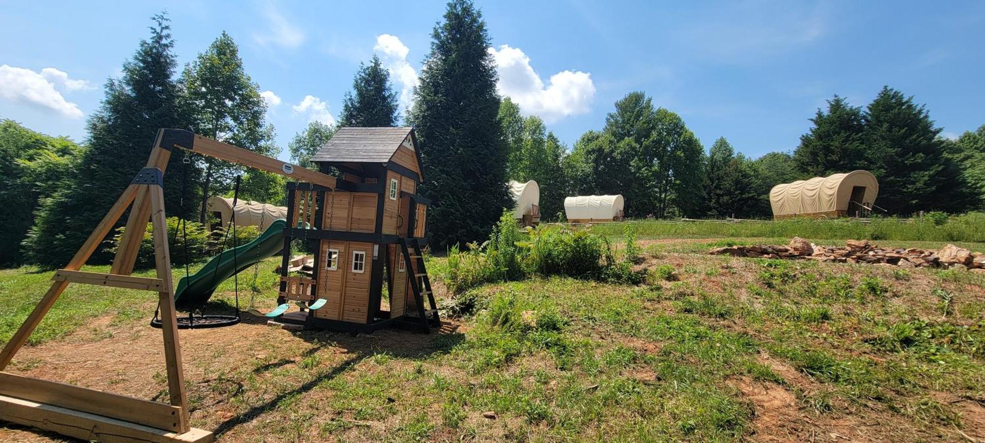 Covered Wagons Hill Camp - Wagon 4 Luxury tent