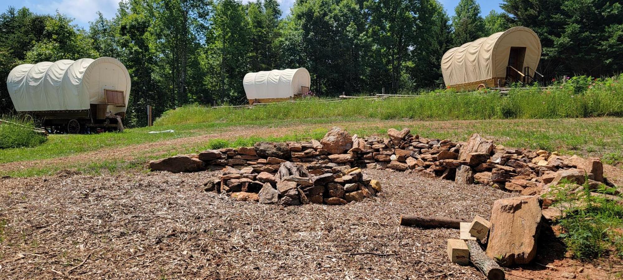 Covered Wagons Hill Camp - Wagon 4 Luxury tent