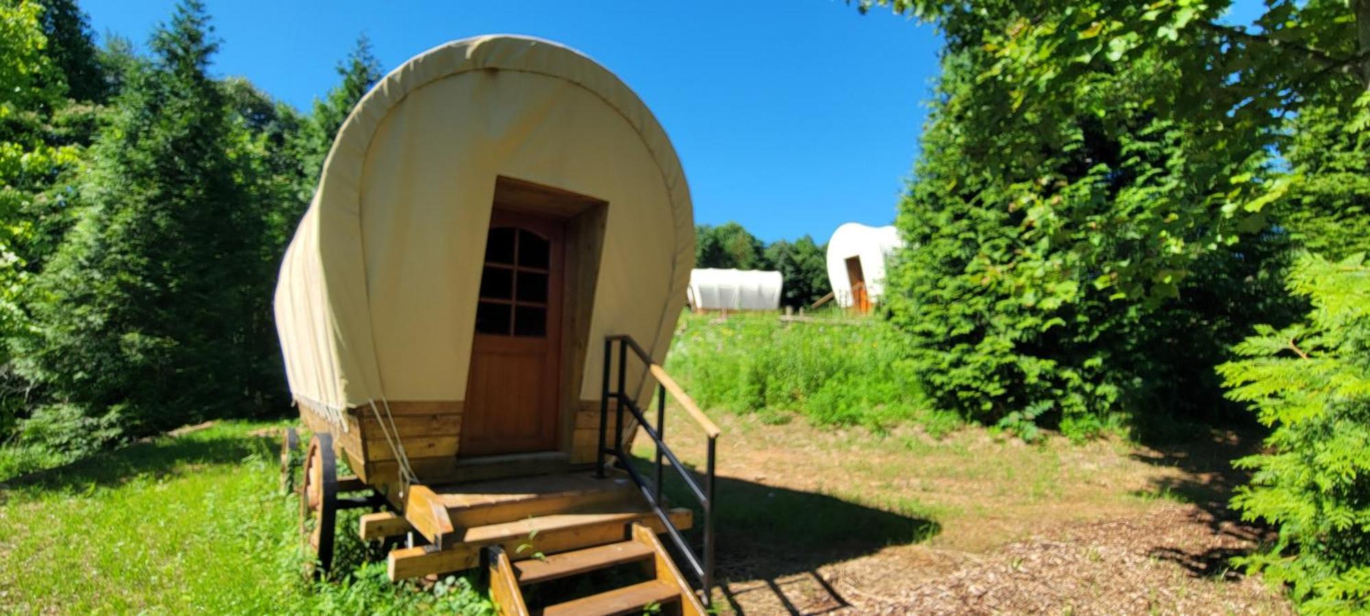 Covered Wagons Hill Camp - Wagon 4 Luxury tent